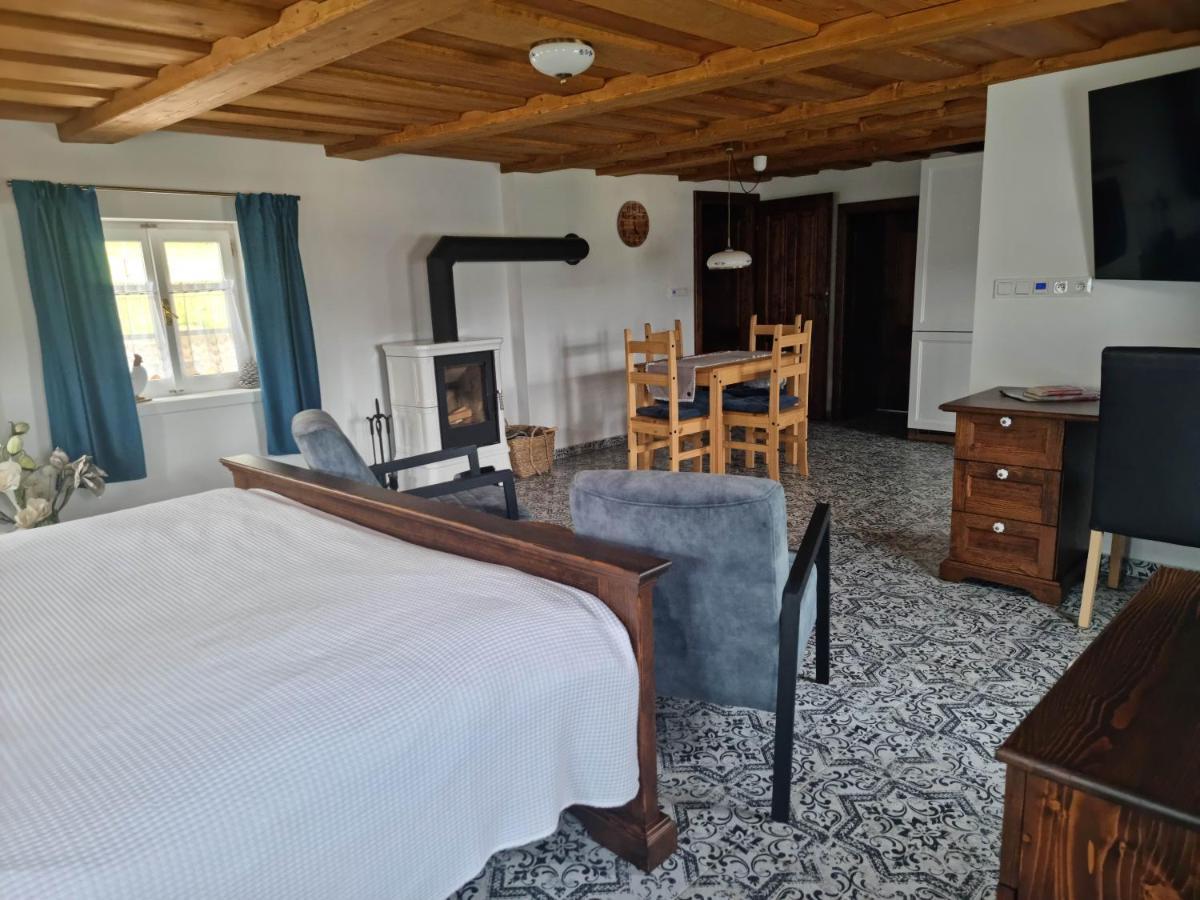 Luxusni Apartman S Krbem - Kunraticke Svycarsko Kunratice  외부 사진