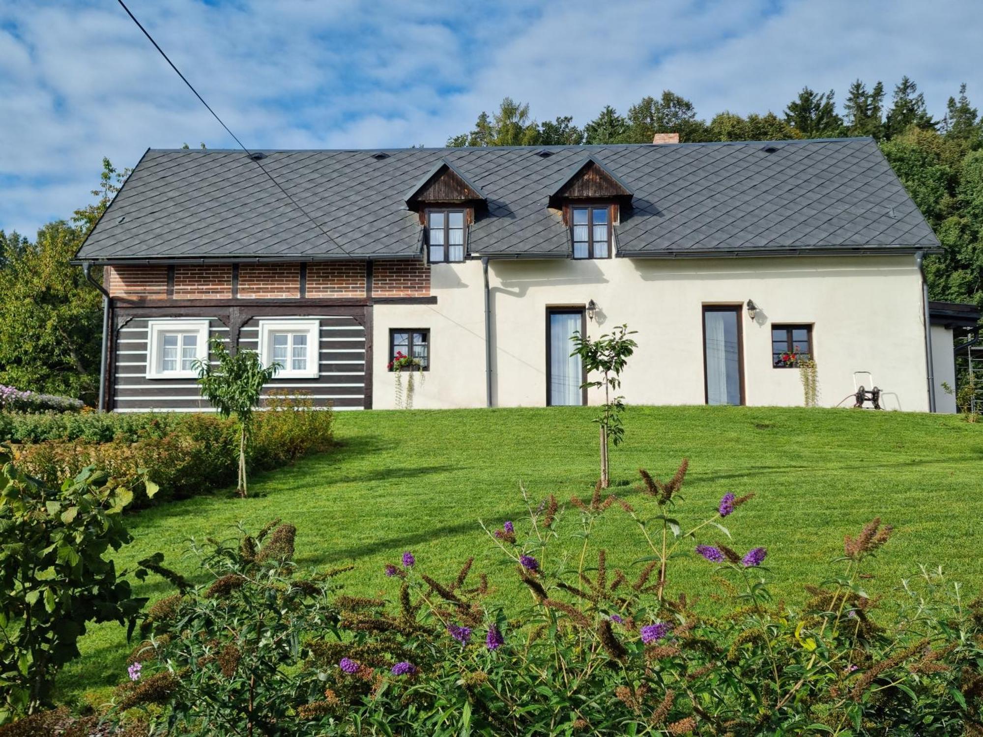 Luxusni Apartman S Krbem - Kunraticke Svycarsko Kunratice  외부 사진