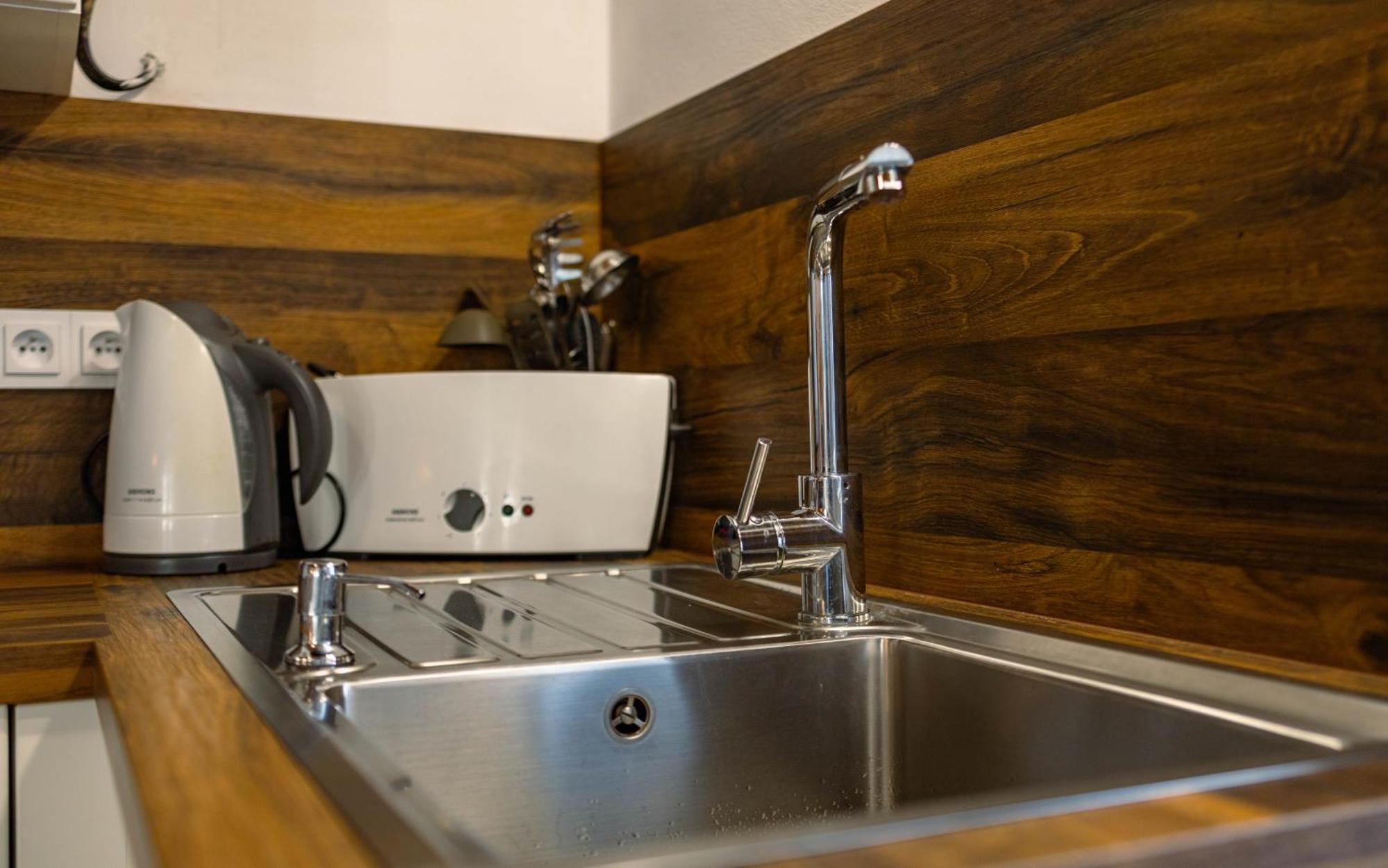 Luxusni Apartman S Krbem - Kunraticke Svycarsko Kunratice  외부 사진